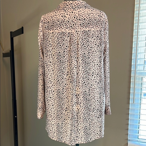 Torrid Women’s Size 0X Sheer Floral Leopard Print Blouse Top - Picture 3 of 8